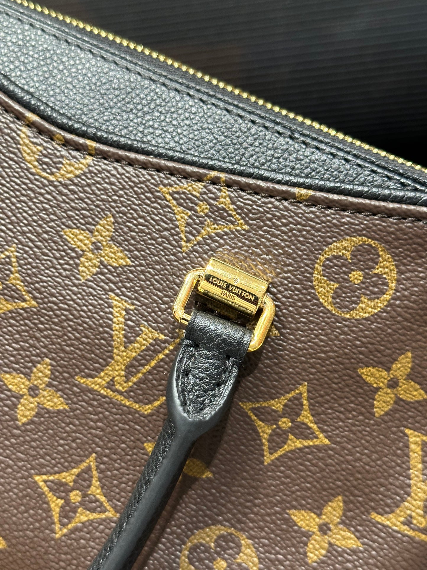 Louis Vuitton Pallas Tote Monogram Canvas with Leather BB