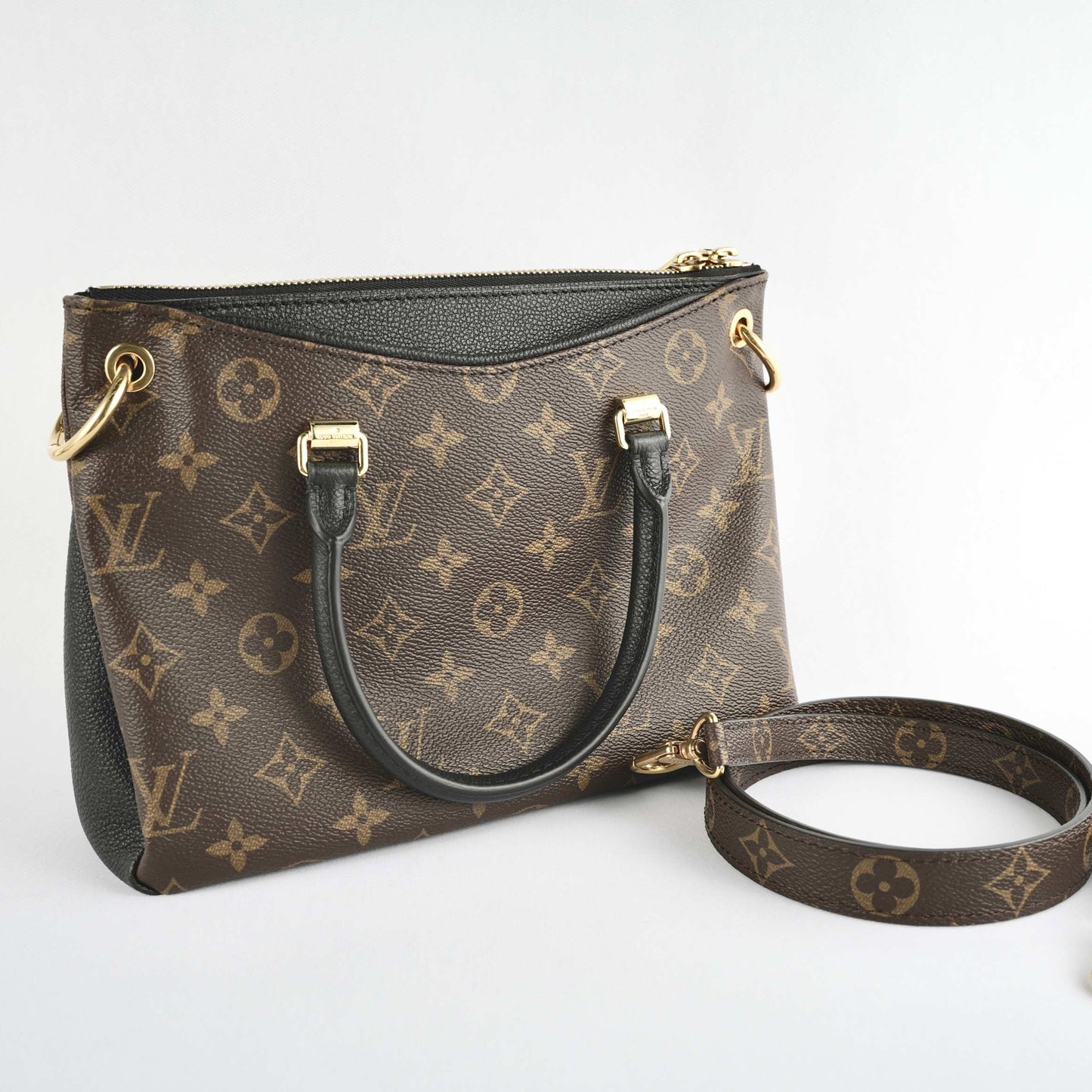 Louis Vuitton Monogram Pallas BB Shoulder Bag M42960
