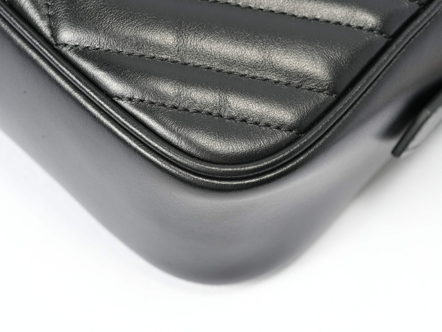 GUCCI Black Marmont Camera bag MM