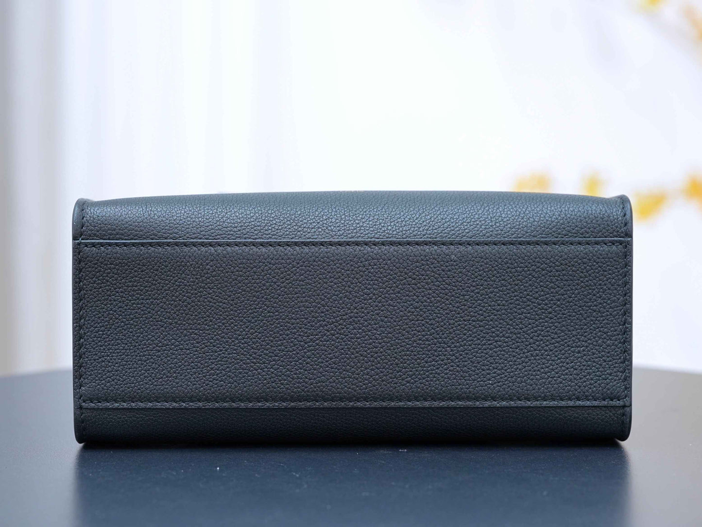 Louis Vuitton lock&go Handbag