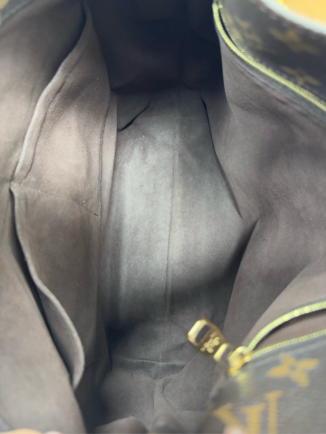 Louis Vuitton Monogram Hyuna Hobo Airport Bag