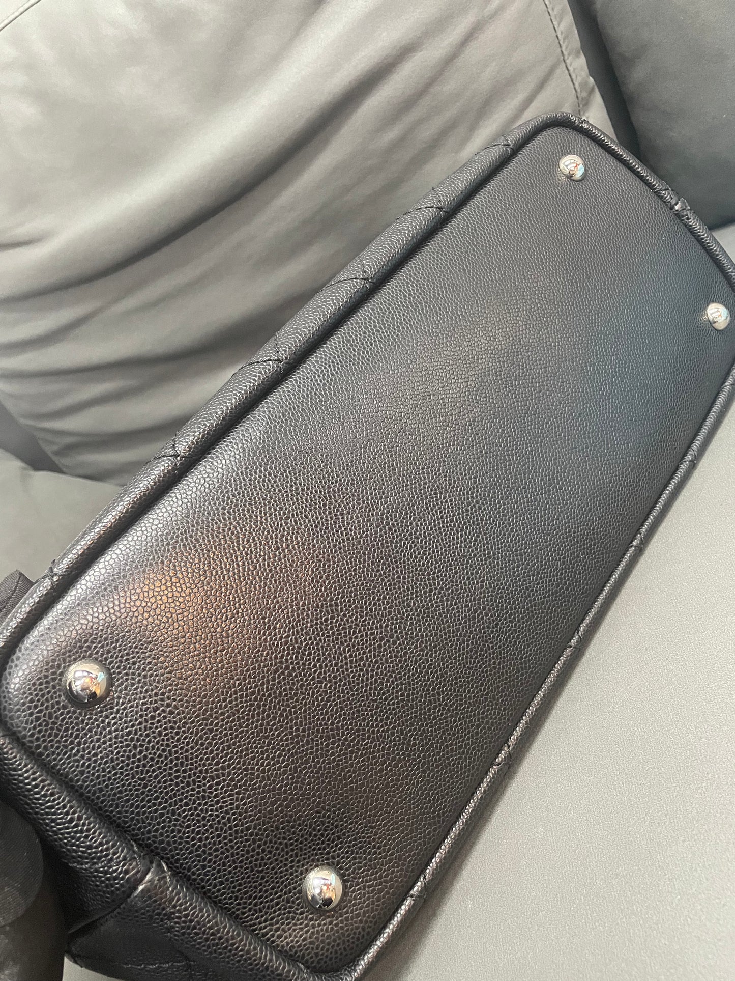 Chanel GM tote bag