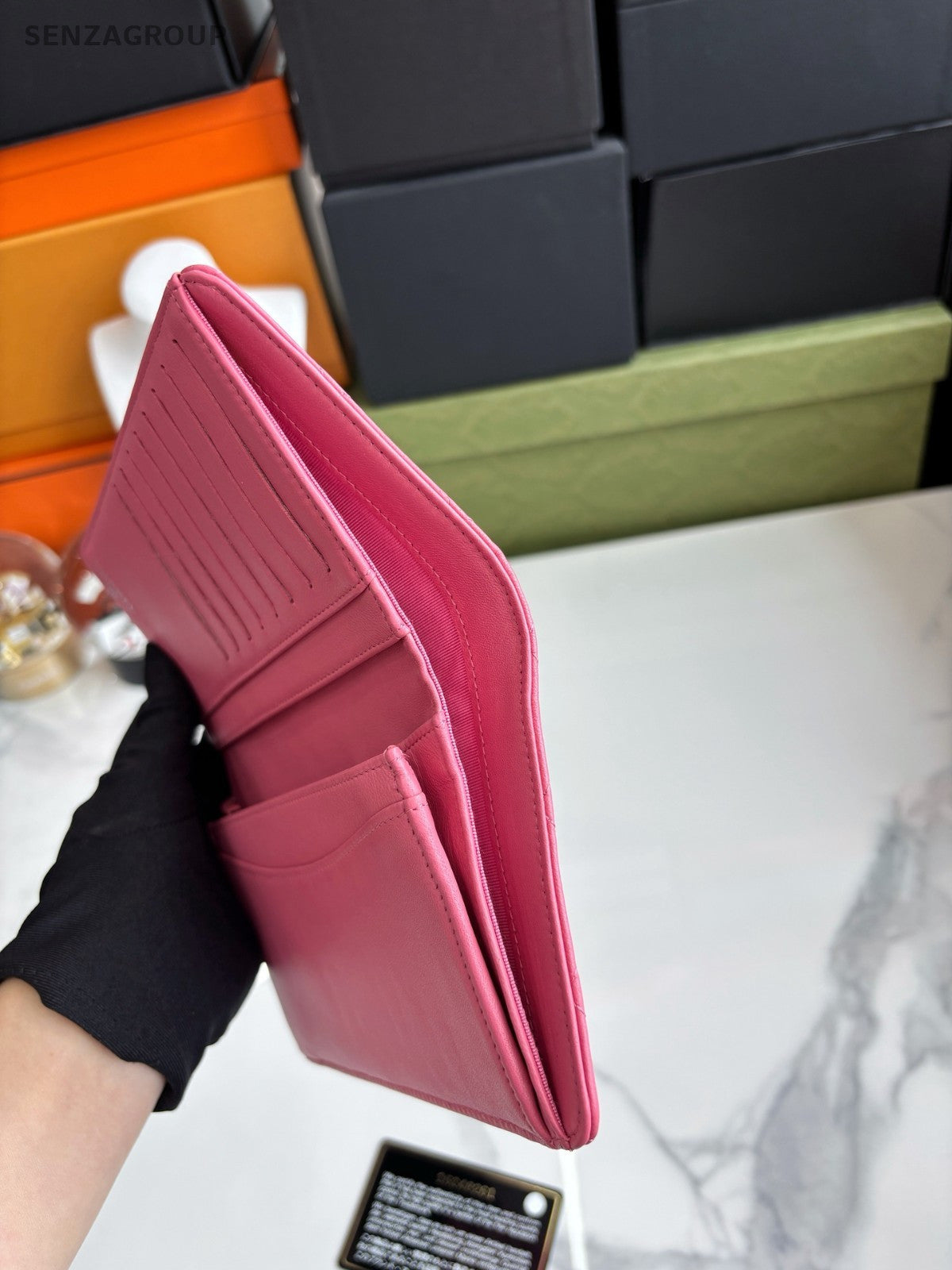 CHANEL Classic Flap pink wallet Almost brank new with card
