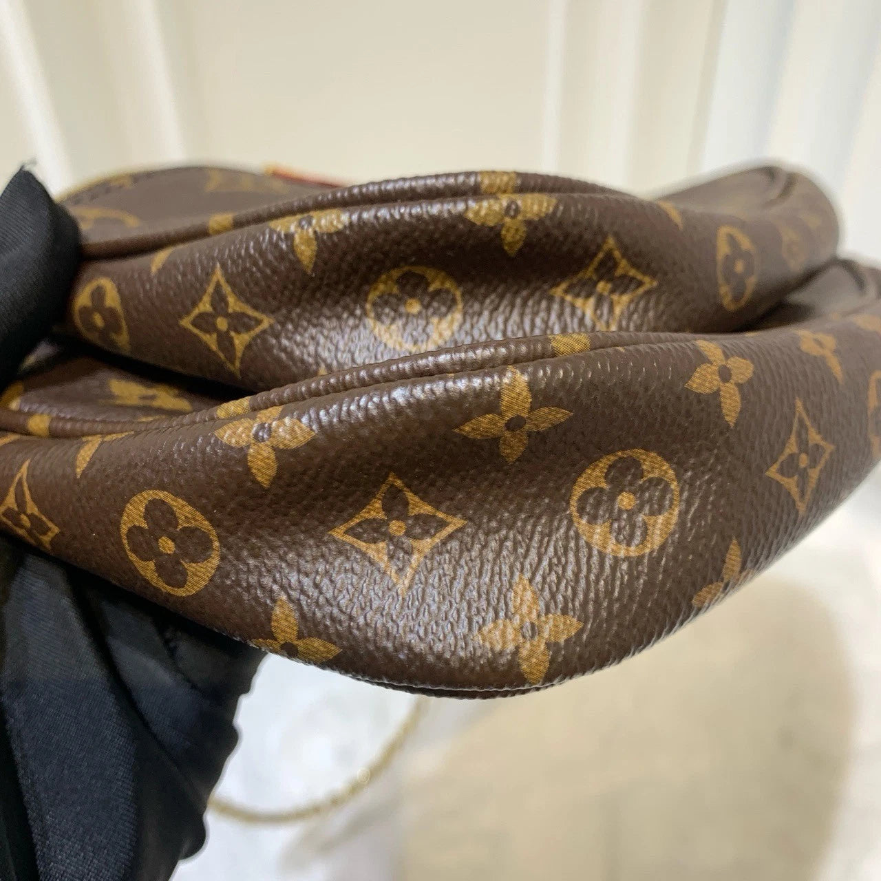 Louis Vuitton Multi Pochette Accessoires Shoulder Bag Canvas M44813