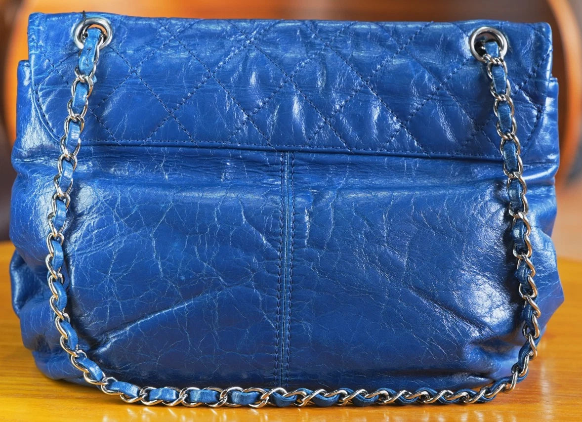 CHANEL Oil wax leather Sapphire blue Hobo Shoulder Bag Crossboy