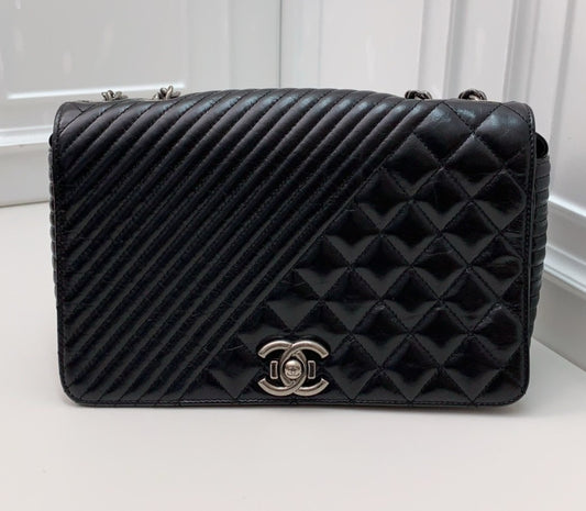 CHANEL CC Calfskin Vintage Chain Shoulder bag Black Silver Women