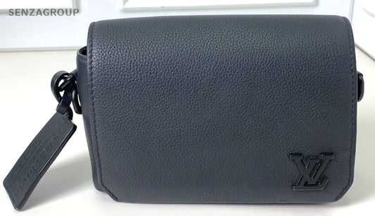 Louis Vuitton SoBlack Takeoff Calfskin Shoulder bag Crossbody Black