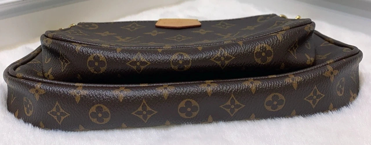 Louis Vuitton Multi Pochette Accessoires Shoulder Bag Canvas M44813
