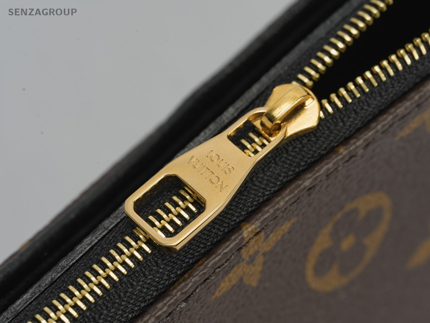 Louis Vuitton Monogram M41639 Pallas Clutch Shoulder Bag