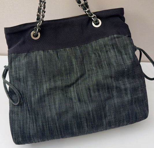 Chanel CC Logo Tote Chain Shoulder Bag Black Silver Women Classic Designer
