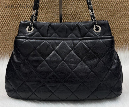 Chanel Diamond CC Logo Chain Shoulder Bag Black Silver Women Classic