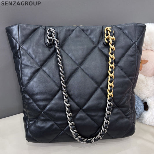 Chanel 19Bag Tote Chain Shoulder Bag Black Gold Diamond Women Classic