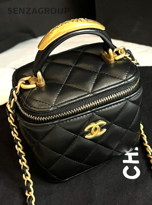 CHANEL Vanity Case Top Handle Chain Shoulder bag Crossbody Almost Brand NEW