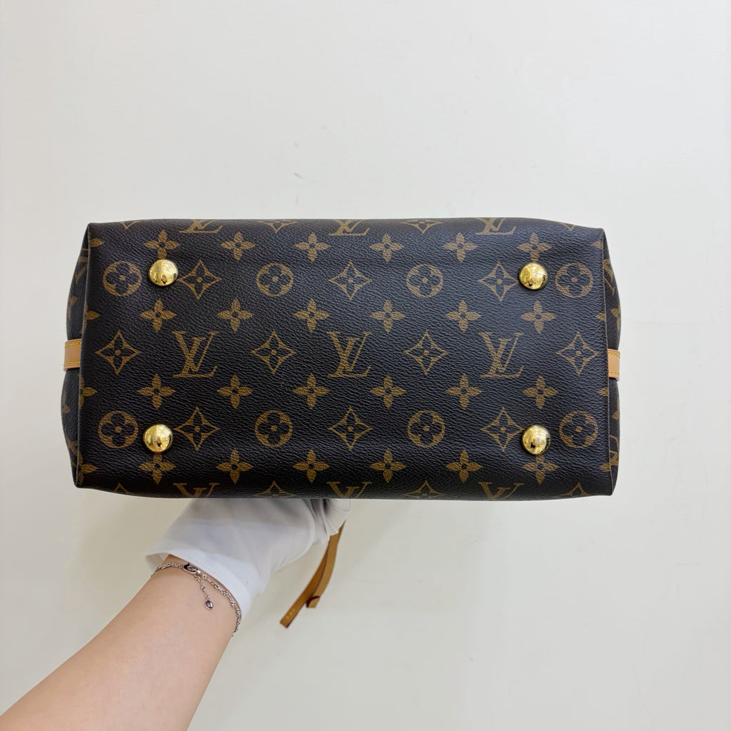 Chip Version Louis Vuitton Carryall PM Monogram Canvas Shoulder Bag Crossbody