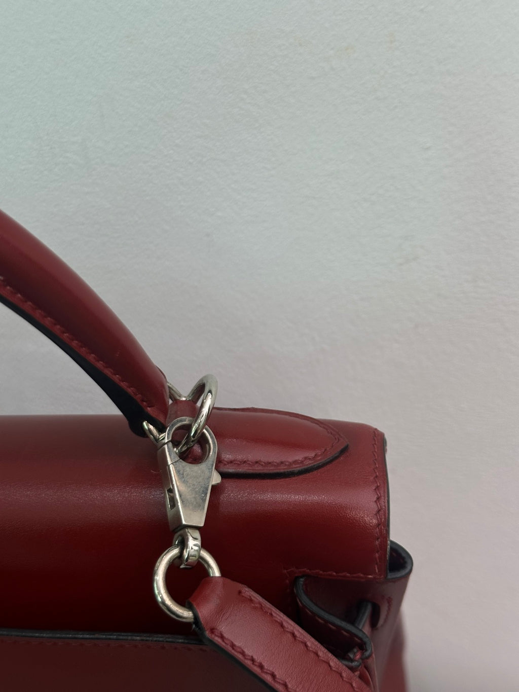 Hermes Kelly28 Box Leather Red Handbag Silver Hardware With Crossbody Strap