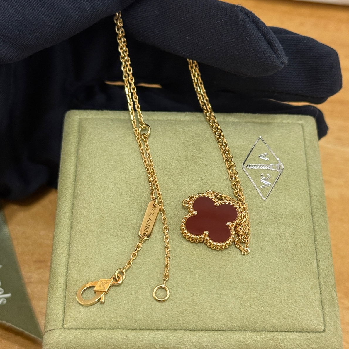 VCA Van Cleef &amp; Arpels Vintage Alhambra Red Carnelian 18k YG Pendant Necklace