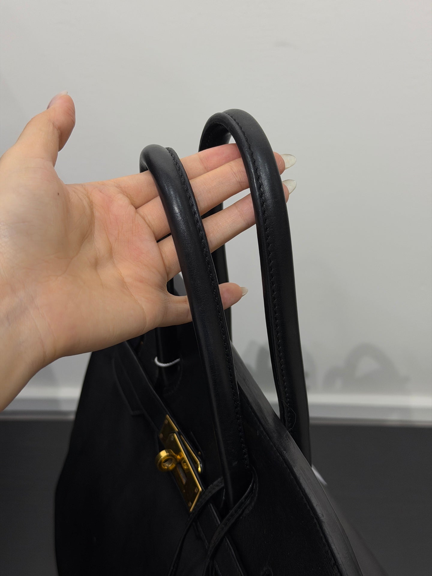 Hermès Birkin 35 in Black Evergrain Leather with Gold Hardware - Stamp L