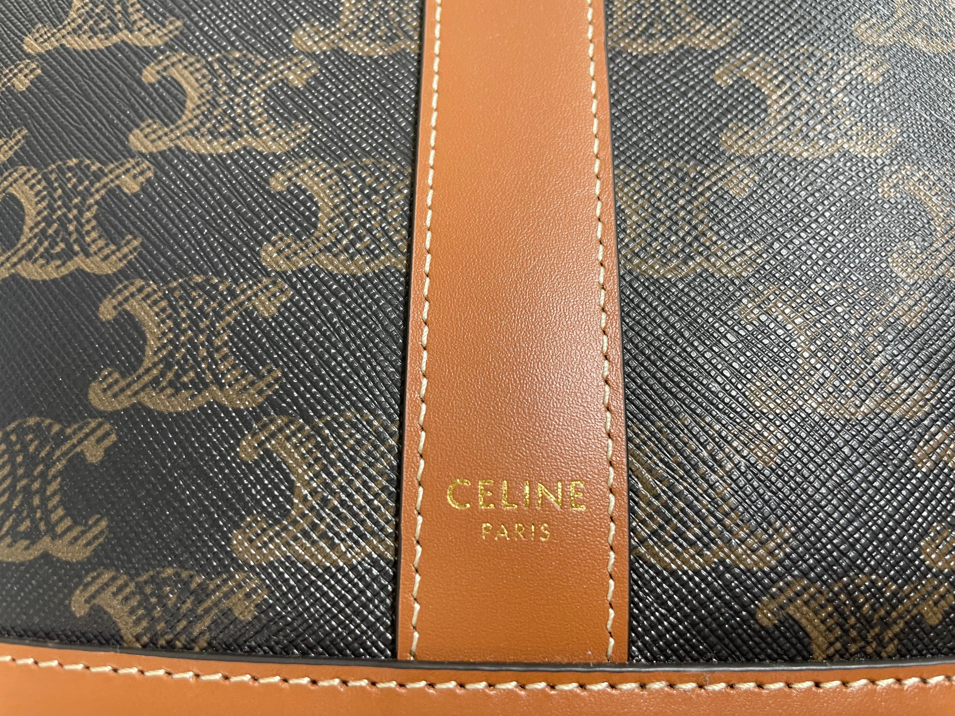 Celine Medium Bucket Bag - Pre-Owned