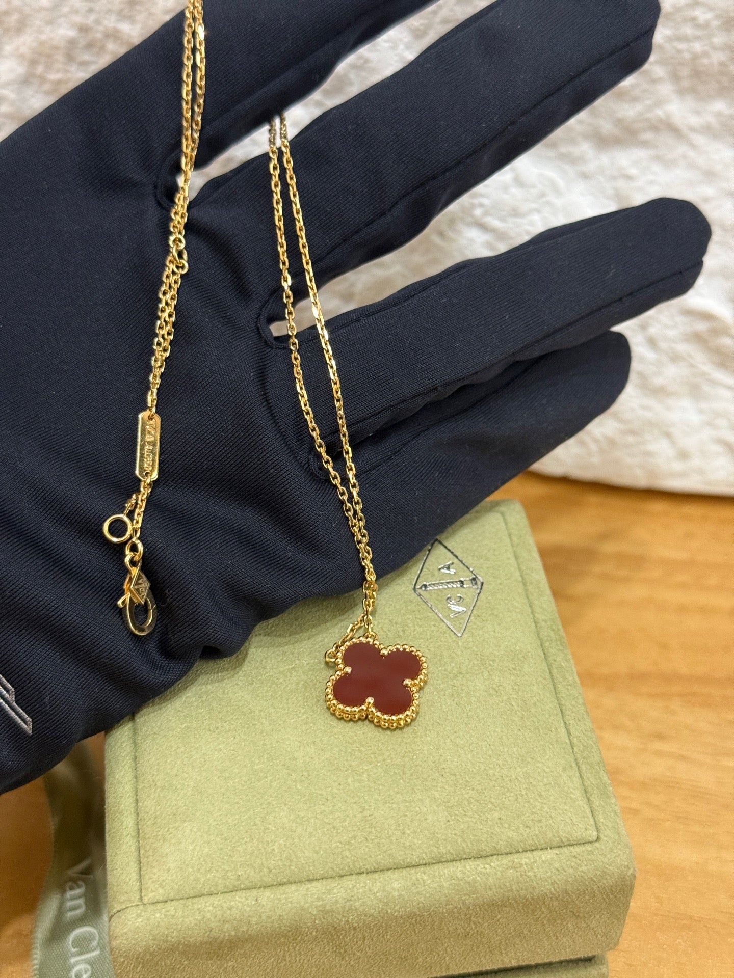 VCA Van Cleef &amp; Arpels Vintage Alhambra Red Carnelian 18k YG Pendant Necklace