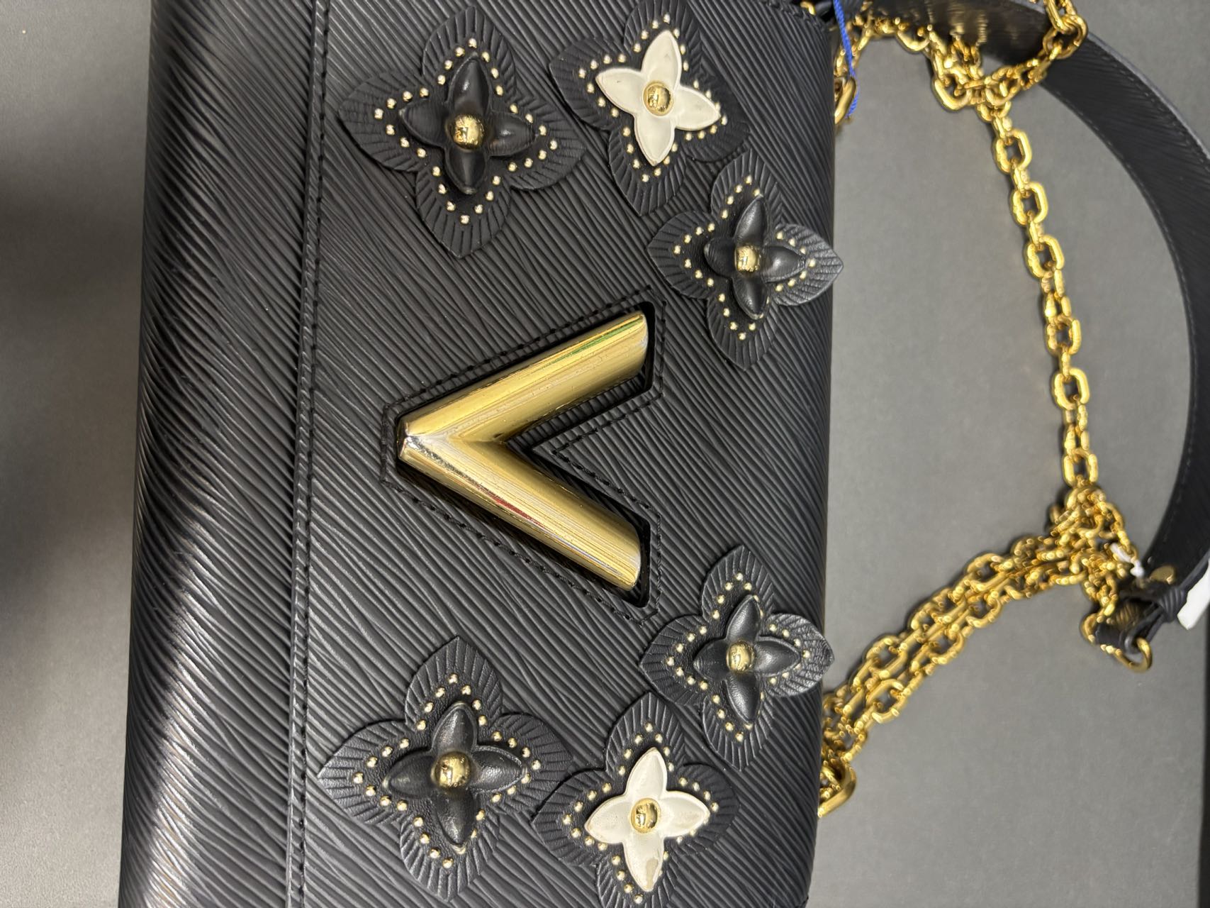 Louis Vuitton Twist Bag in Black with Floral Embellishments - Pre-Owned