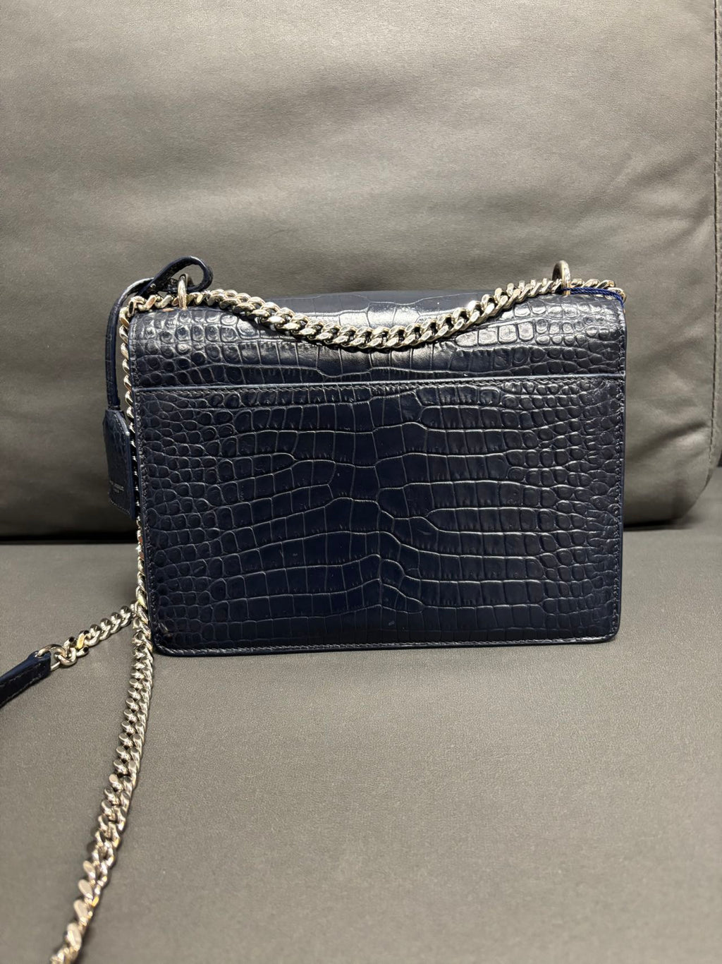 Saint Laurent LouLou Bag in Navy Blue - Pre-Owned
