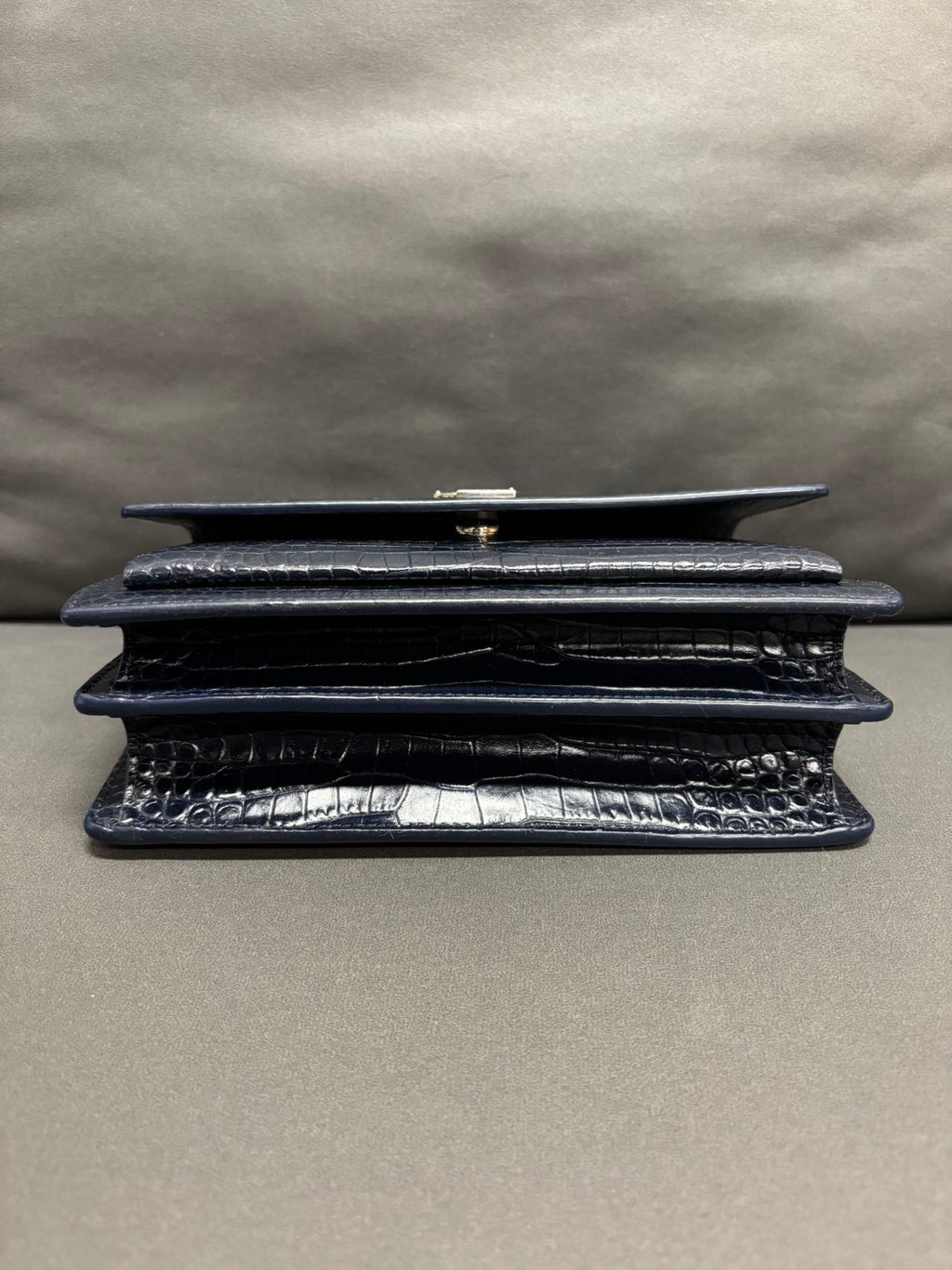 Saint Laurent LouLou Bag in Navy Blue - Pre-Owned