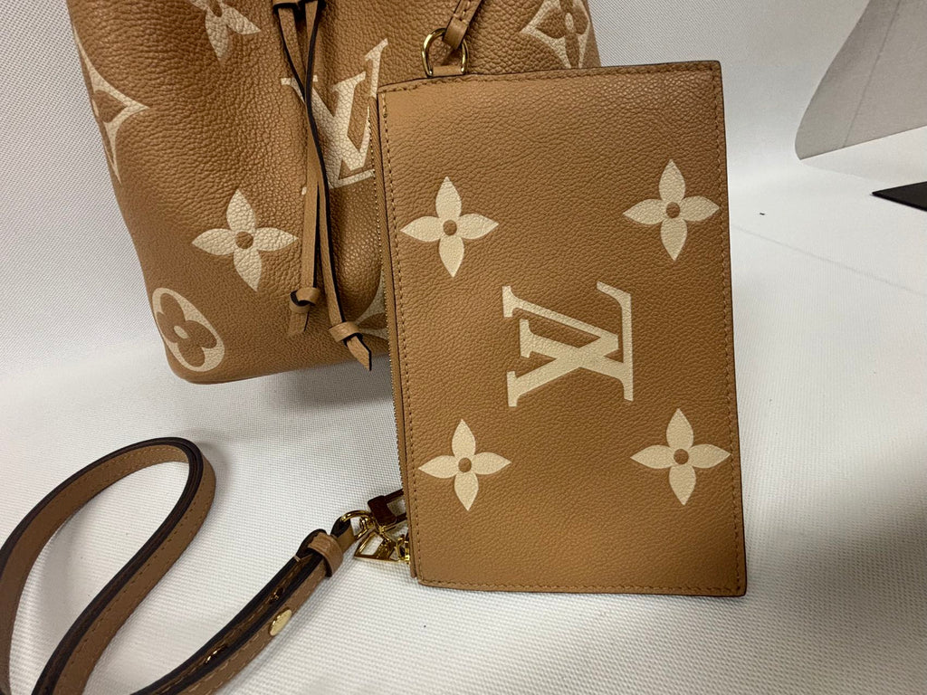 Louis Vuitton Noé Bag in Monogram Canvas - Pre-Owned