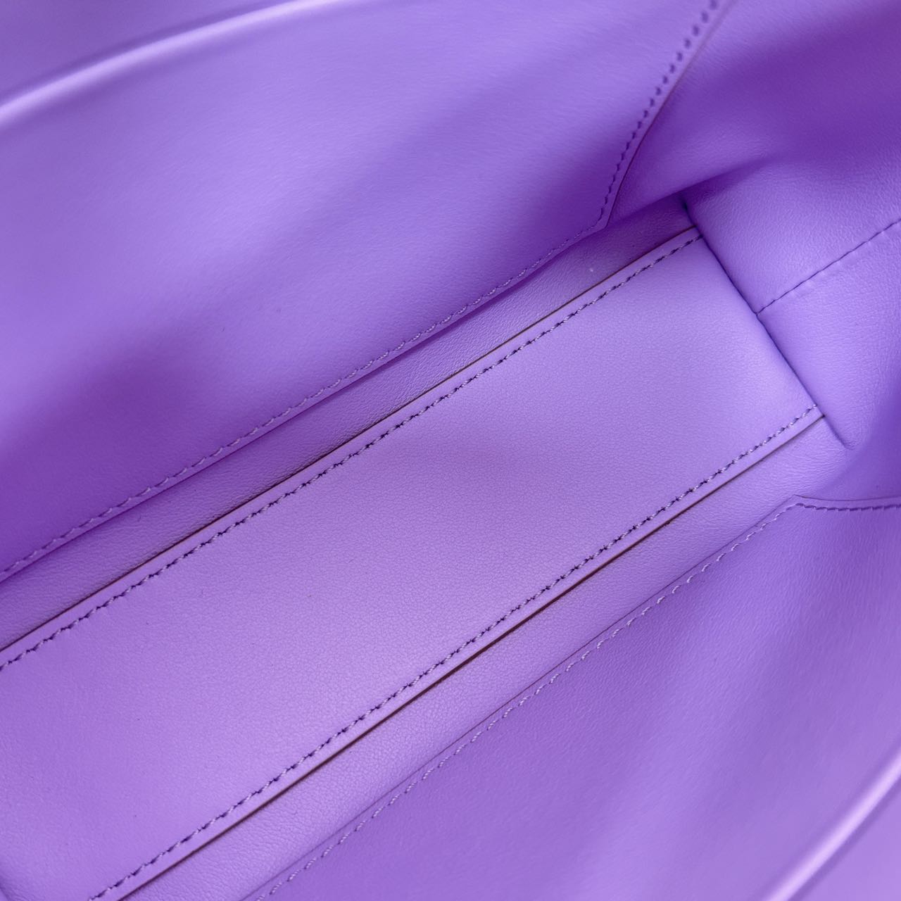 Original Design | High-End Handcrafted Custom Bag-Sail Boat (White Lizard Leather) - Pre-Owned