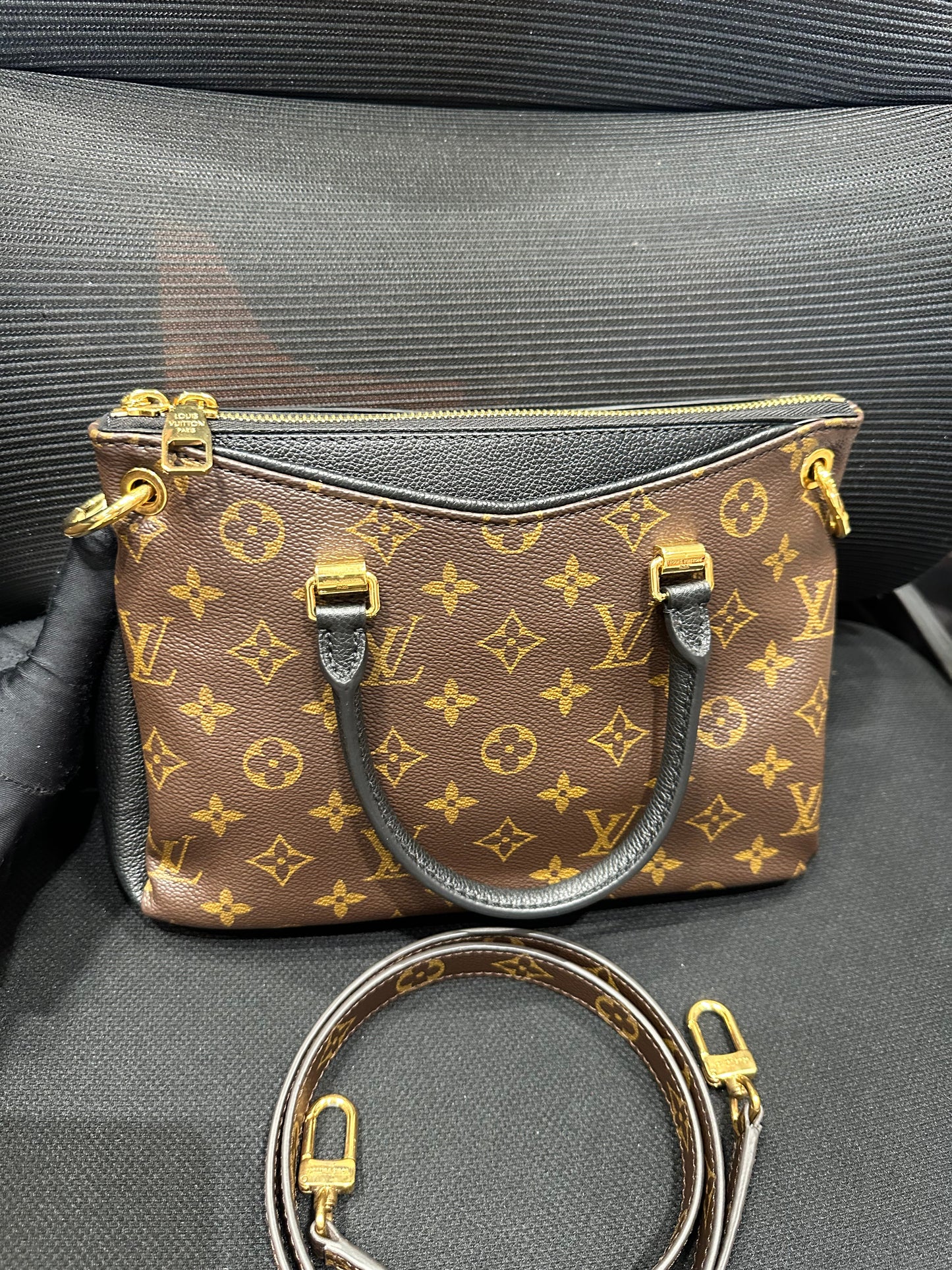 Louis Vuitton Pallas Tote Monogram Canvas with Leather BB