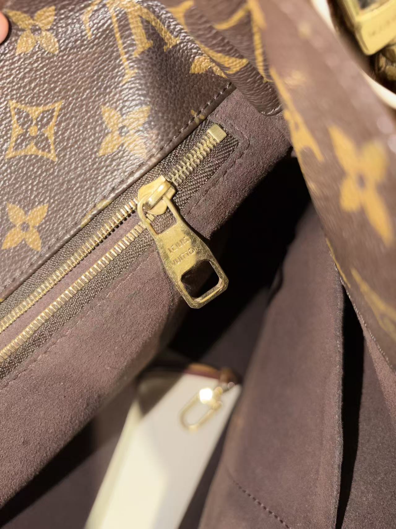 LOUIS VUITTON Metis Hobo Monogram Canvas Shoulder Bag Brown - Pre-Owned
