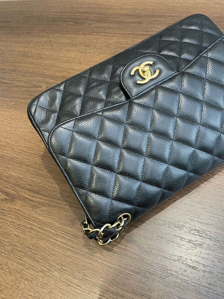 Chanel Classic Flap Jumbo - Black Caviar Leather with Gold Hardware
