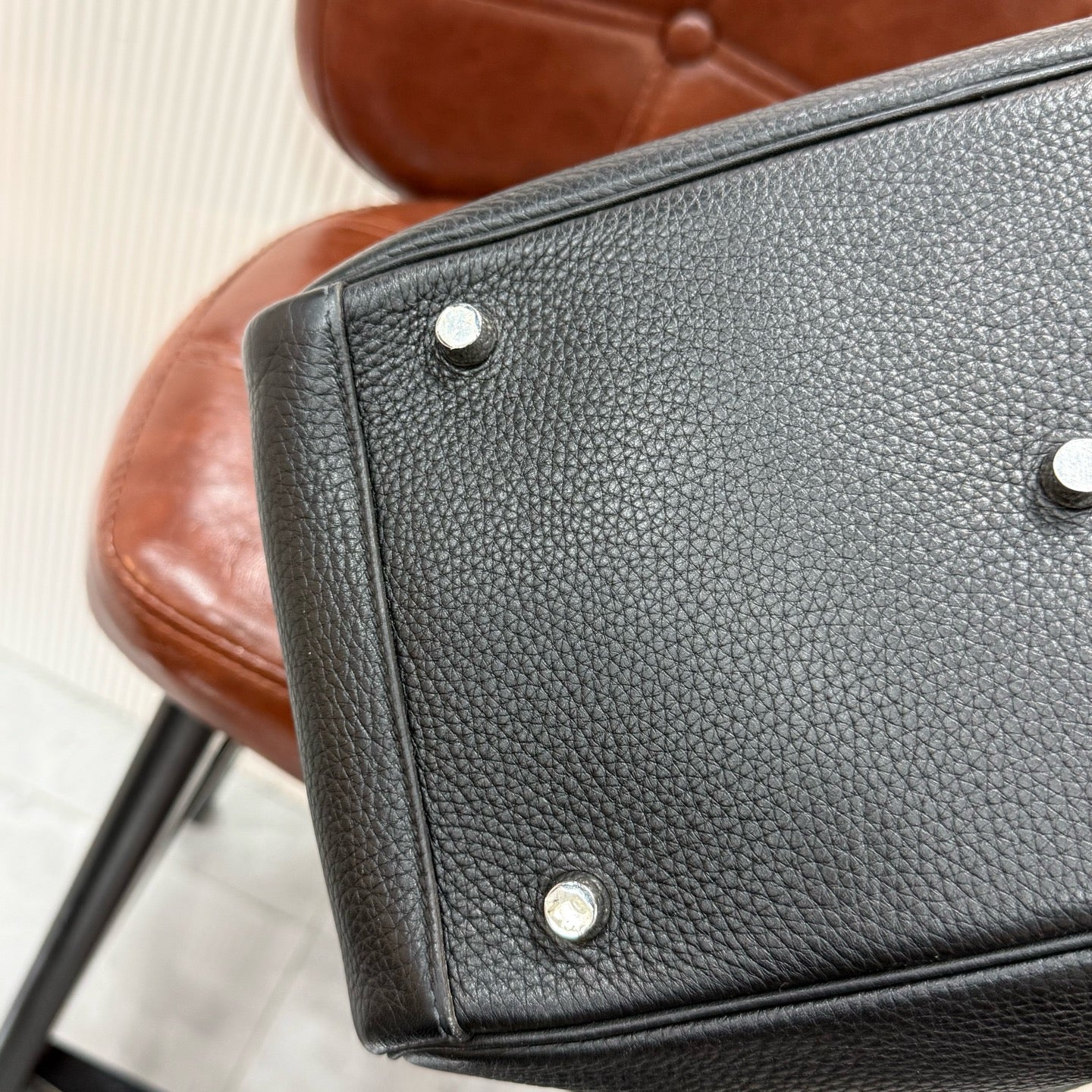Hermès Lindy 30 - Black Clemence/Togo Leather - Palladium Hardware - Stamp C