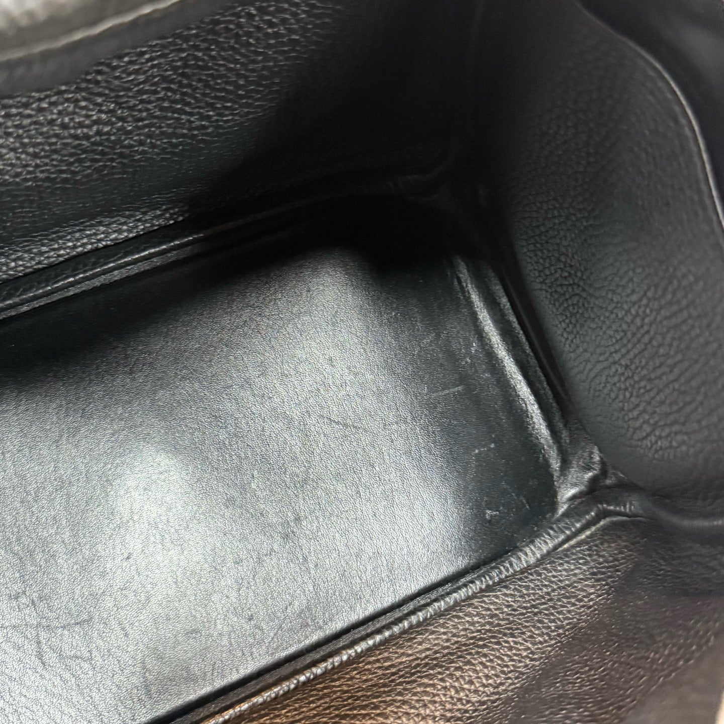 Hermès Lindy 30 - Black Clemence/Togo Leather - Palladium Hardware - Stamp C