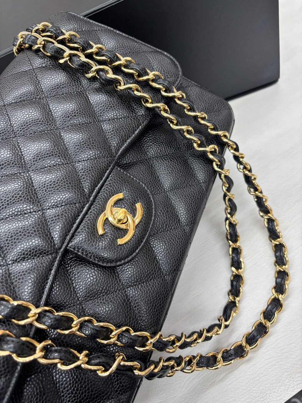 Chanel Classic Jumbo Double Flap Bag 27-series (2019) - Pre-Owned
