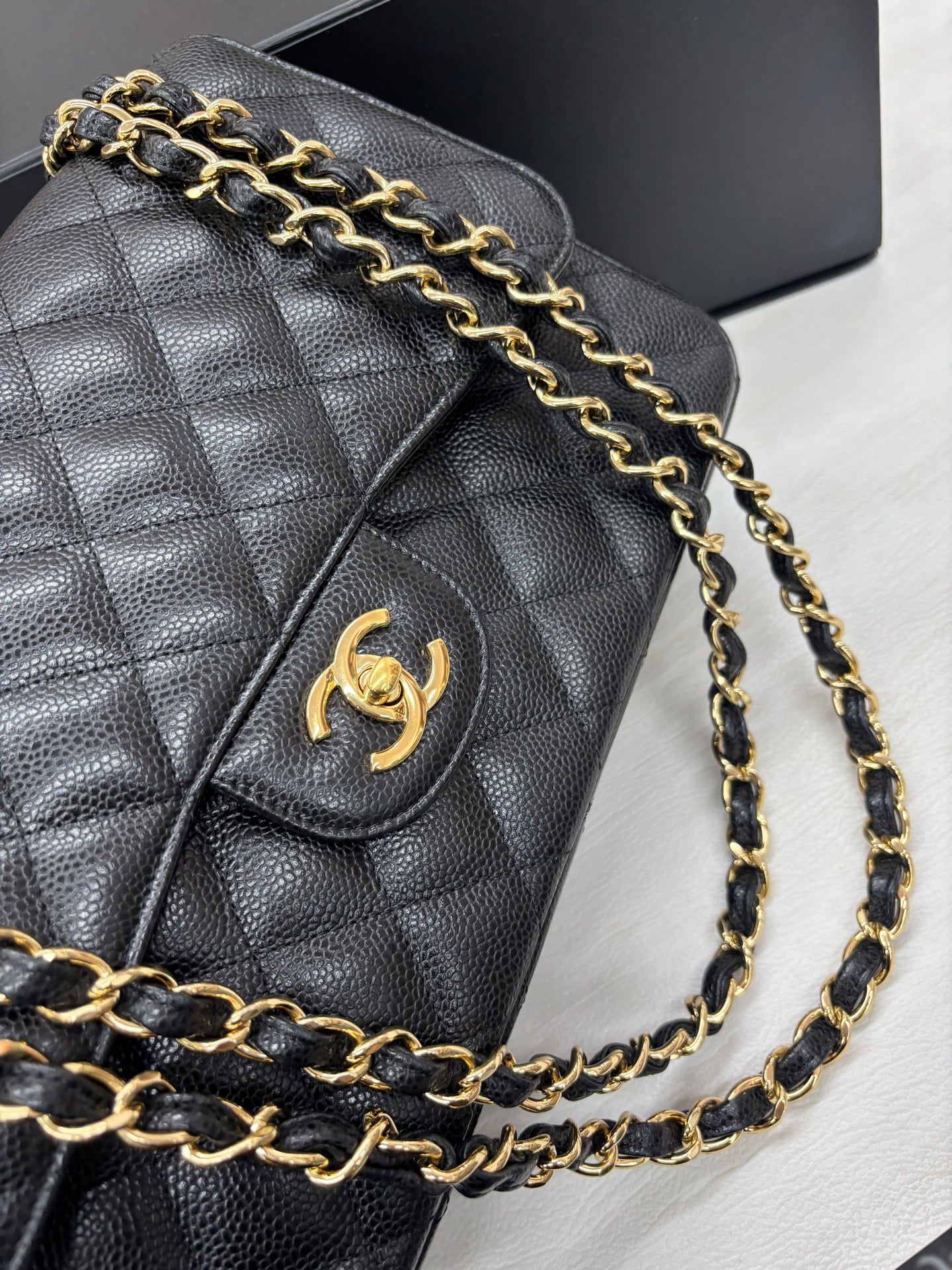 Chanel Classic Jumbo Double Flap Bag 27-series (2019)