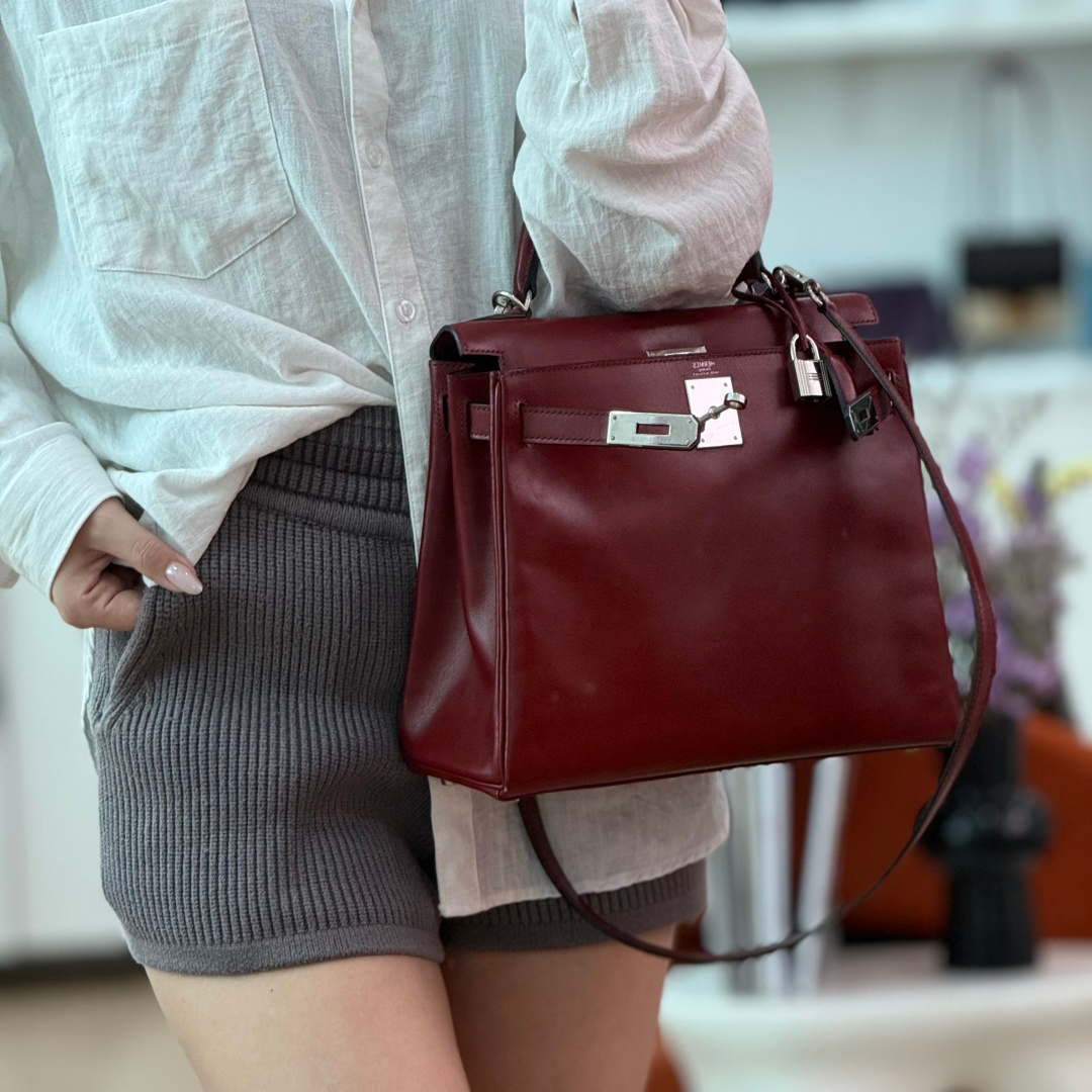 Hermes Kelly28 Box Leather Red Handbag Silver Hardware With Crossbody Strap