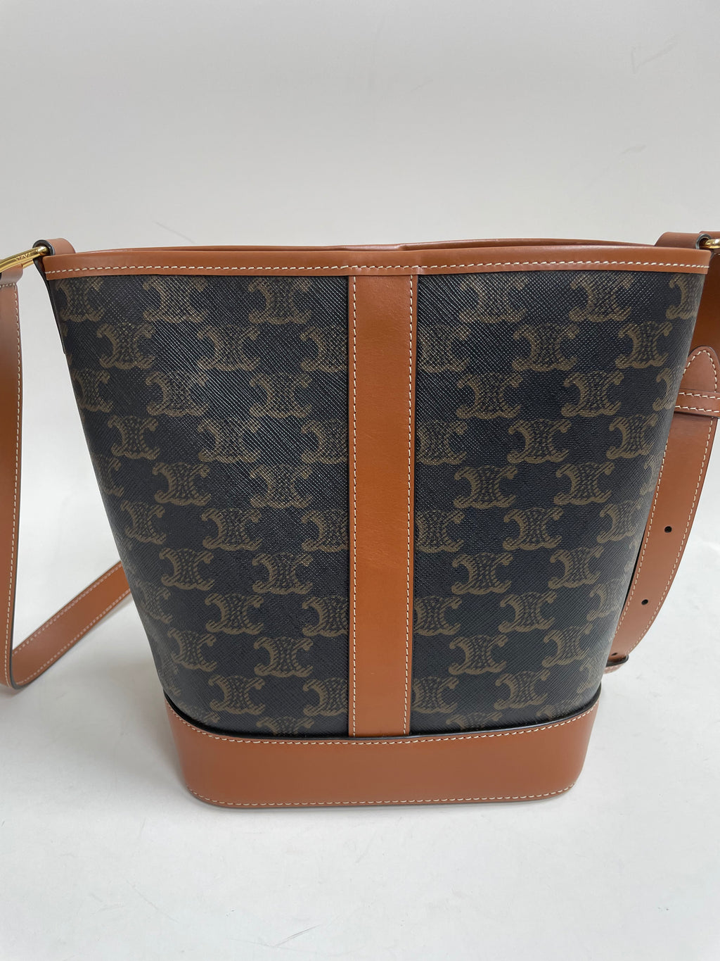 Celine Medium Bucket Bag - Pre-Owned