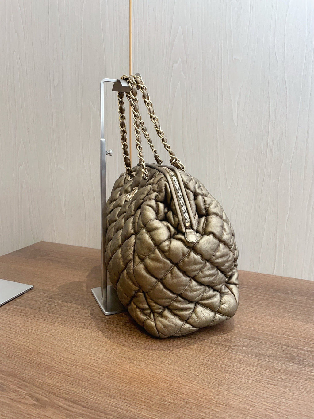 Chanel Classic Bowling Bag Daily Casual Gold Quilted