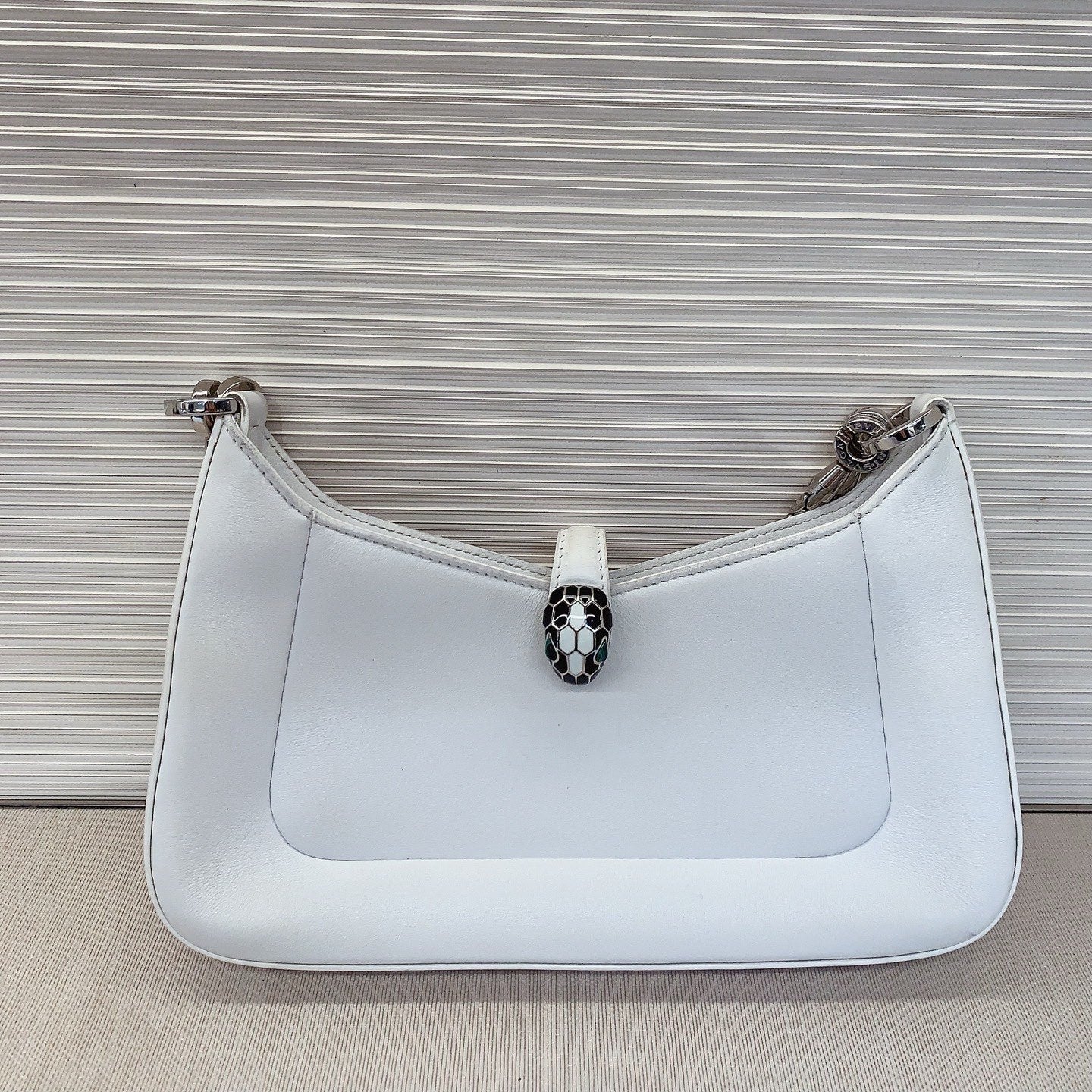 Bvlgari Serpenti Chain Shoulder Bag White Silver Used Women Classic