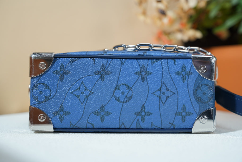 Louis Vuitton Soft Trunk Monogram Blue Crossbody Chip Version Shw Excellent