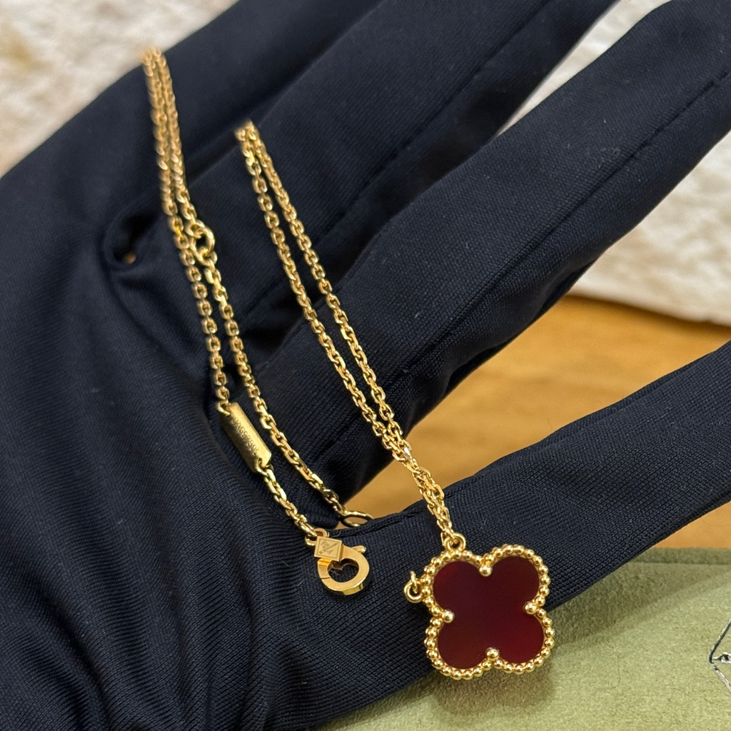 VCA Van Cleef &amp; Arpels Vintage Alhambra Red Carnelian 18k YG Pendant Necklace