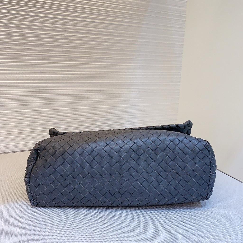 Bottega Veneta Olimpia Intrecciato Shoulder Bag Gray Used Women Classic