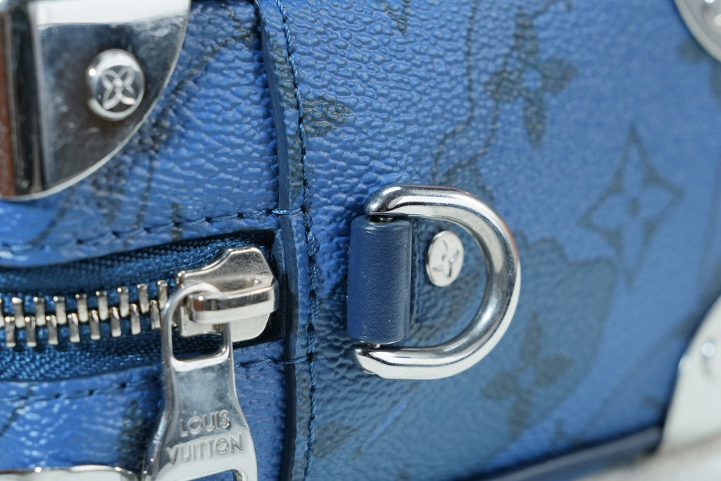Louis Vuitton Soft Trunk Monogram Blue Crossbody Chip Version Shw Excellent