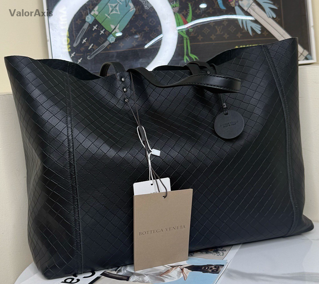 Bottega Veneta Woven Tote Handbag Black Used Women Classic Fashion