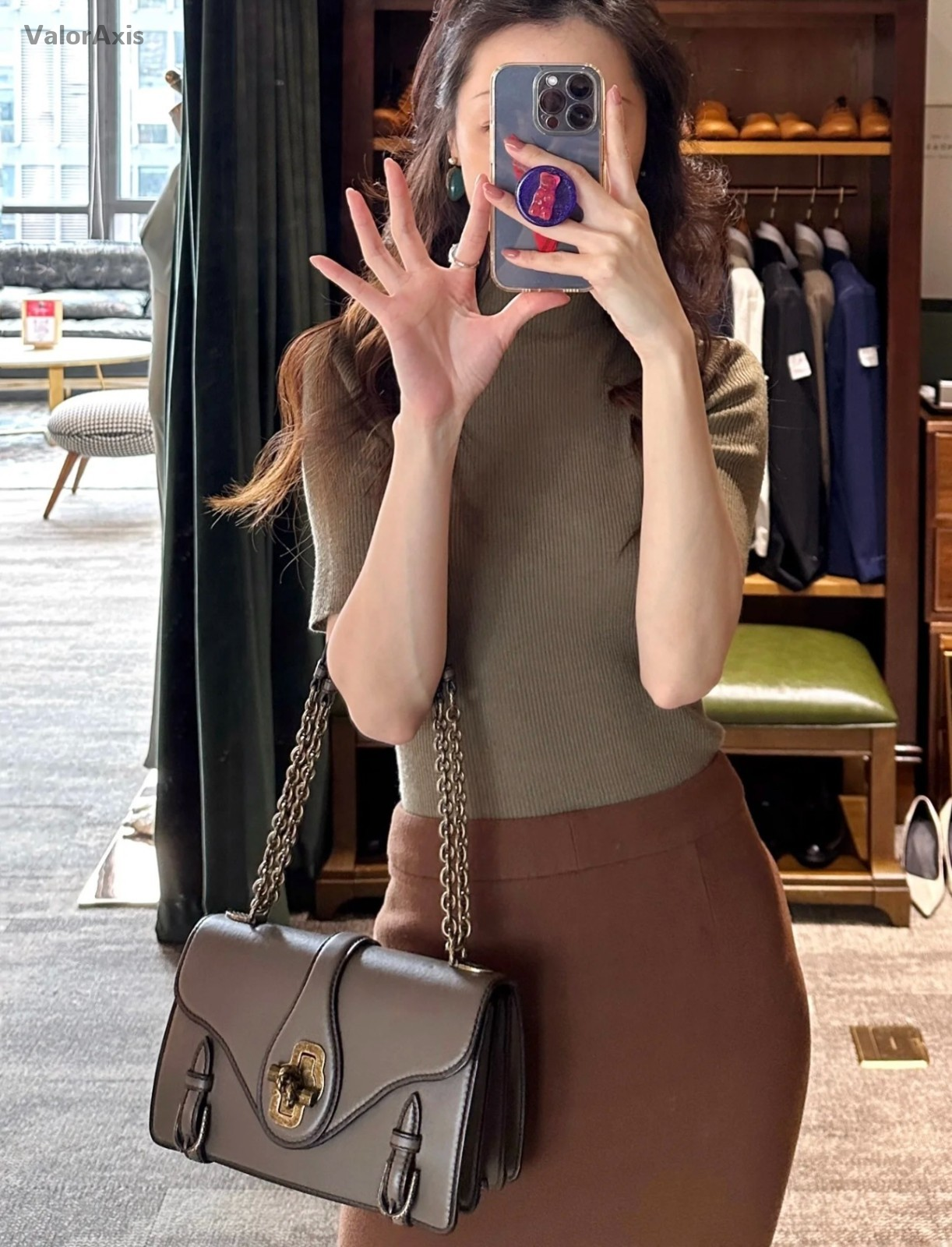 Bottega Veneta City Kont Full-Leather Messenger Shoulder Crossbody Bag Gray