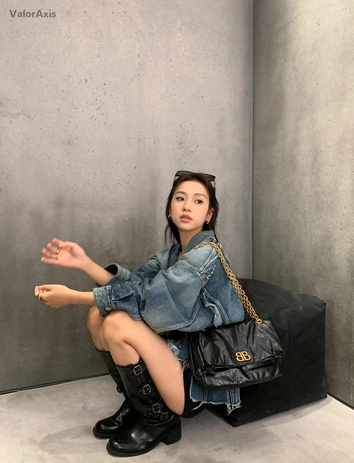 Balenciaga monaco Shoulder Bag Chain Women Black MM