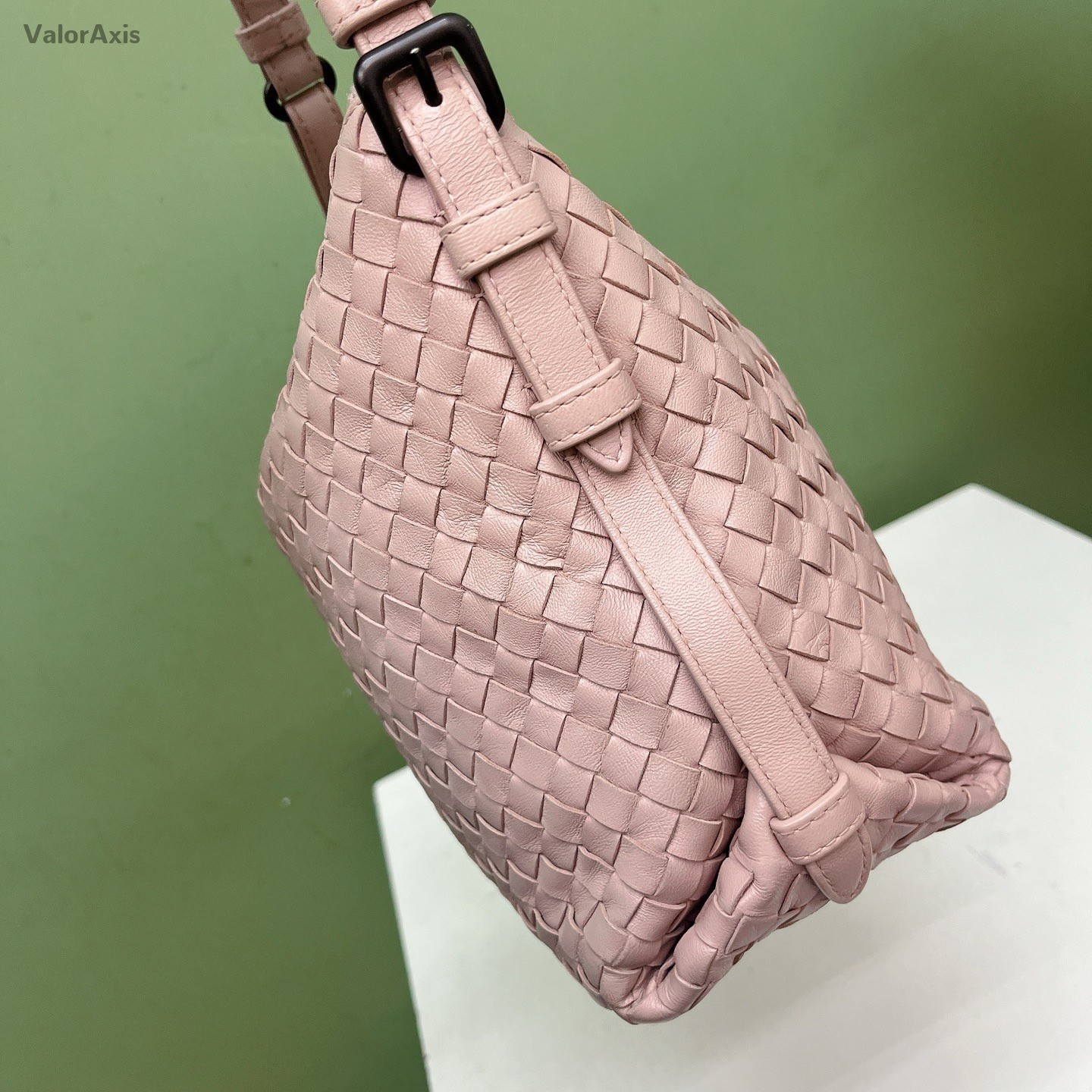 Bottega Veneta Intrecciato Shoulder Bag Pink Silver Used Women Classic Fashion