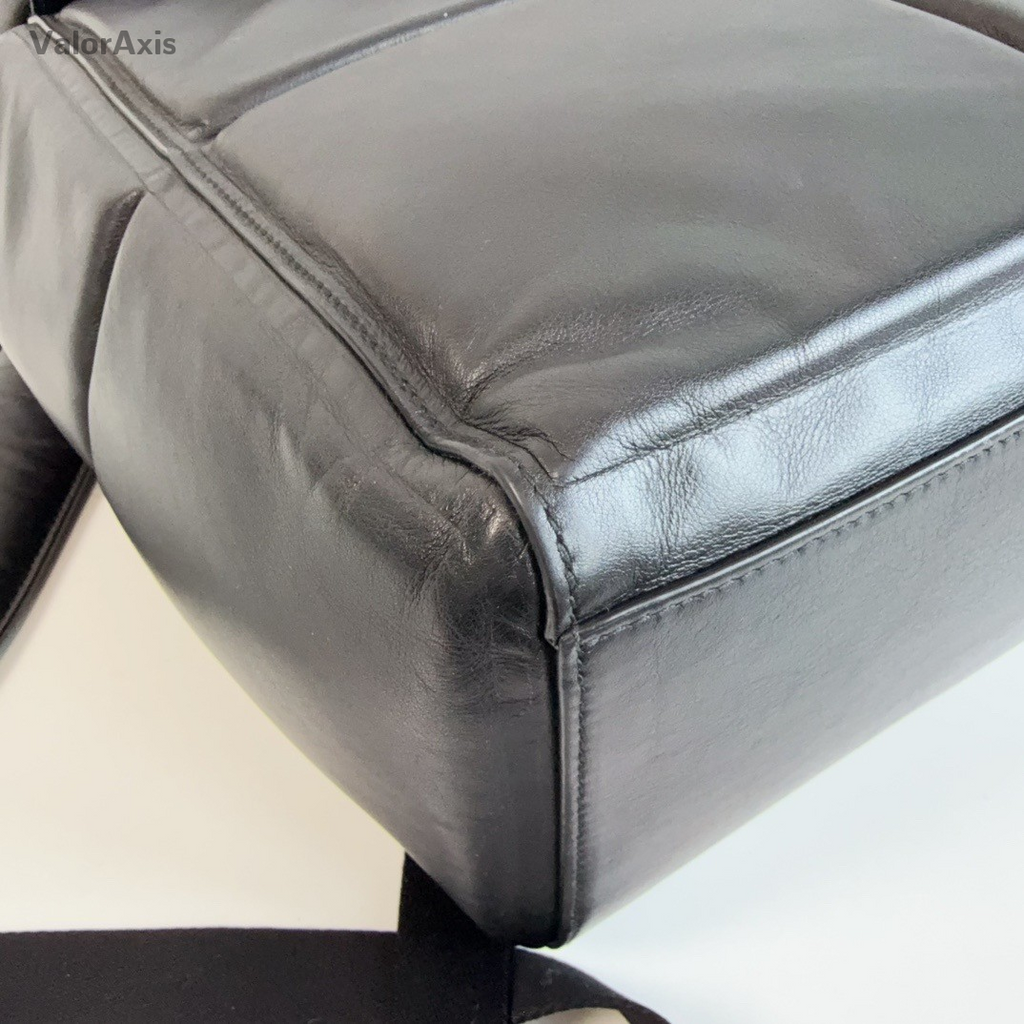 Bottega Veneta  Backpack Black Unisex Adults Classic