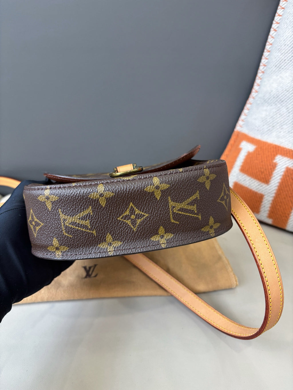 Louis Vuitton Saddle Monogram Canvas Brown Crossbody Excellent