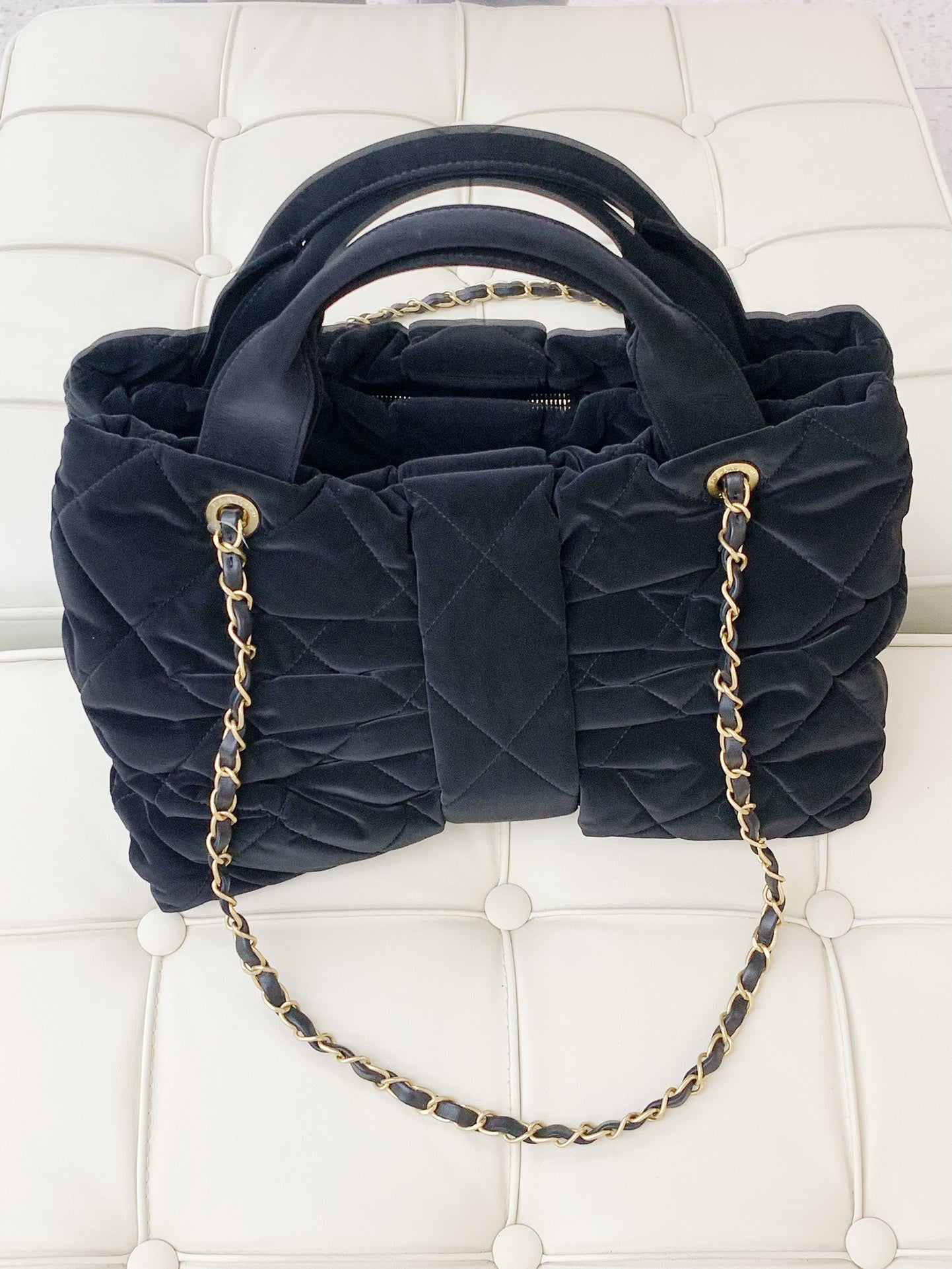 Chanel Chain MM Top Handle Shoulder Bag Black Gold Hardware Women S